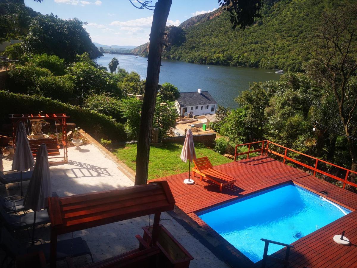 Metsing At Harties Hotel Hartbeespoort Exterior photo
